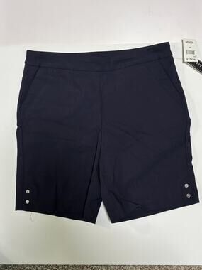 Fit Sight Woman’s Black Stretch Shorts Size Medium NWT